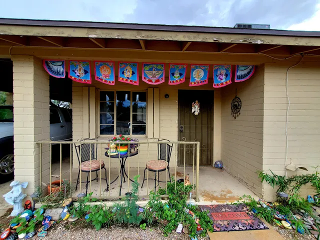 Living Rainbow Gift Shop