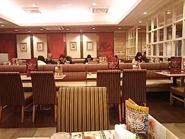 ガスト 水戸駅南店