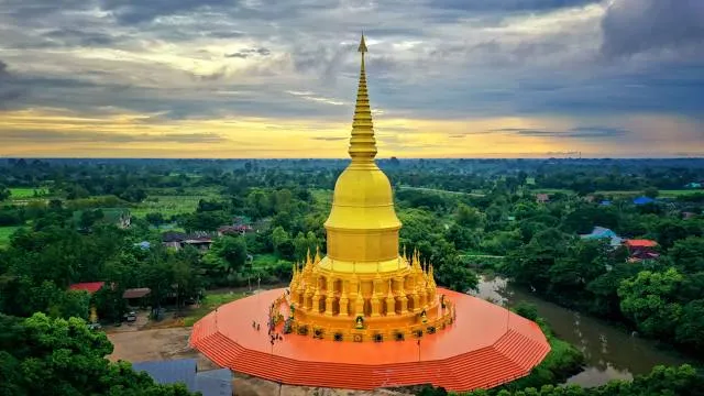 Wat Puttha Wanaram (Wat Pa Wang Nam Yen)
