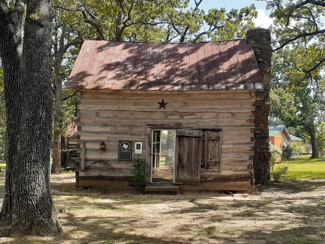 Grayson County Frontier Village