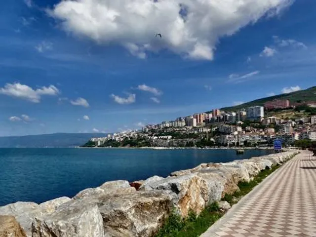Gemlik Sahili