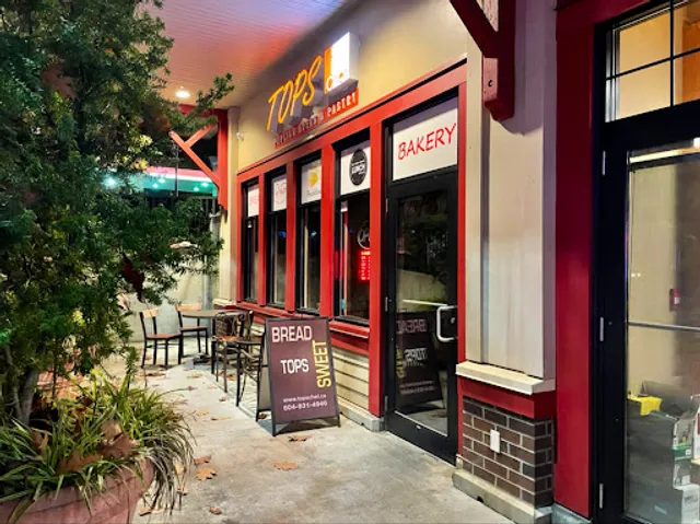 Tops Chef Bakery & Café