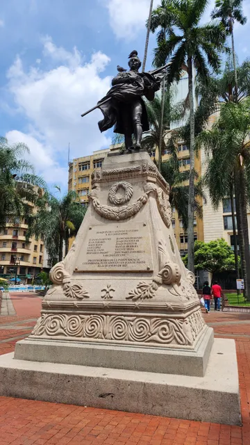Monumento Joaquín Cayzedo y Cuero