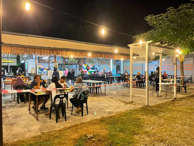 Makan Mana Ikan Bakar