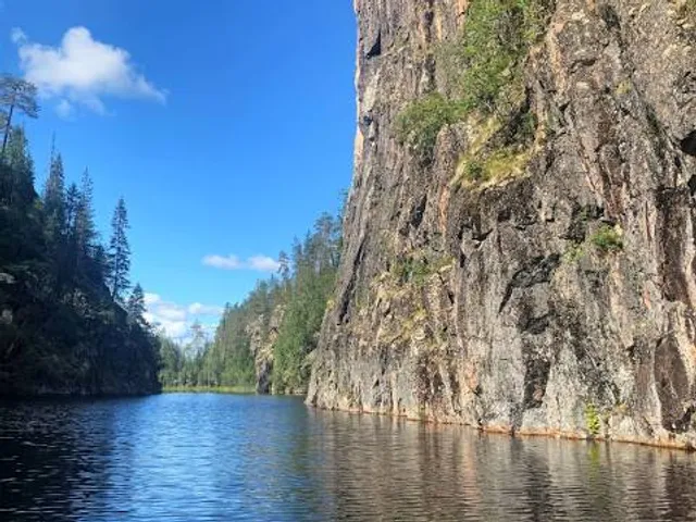 Toriseva Gorge Lakes
