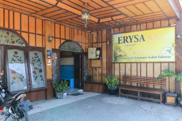 Erysa Hotel transit