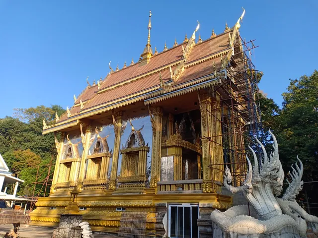 Wat Phra Phutthabat Tham Pa Phai