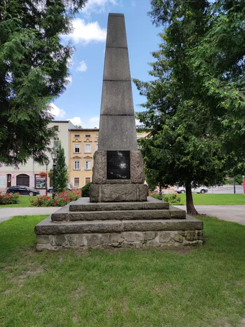 Pomnik Poległym Za Wolność I Niepodległość Ojczyzny