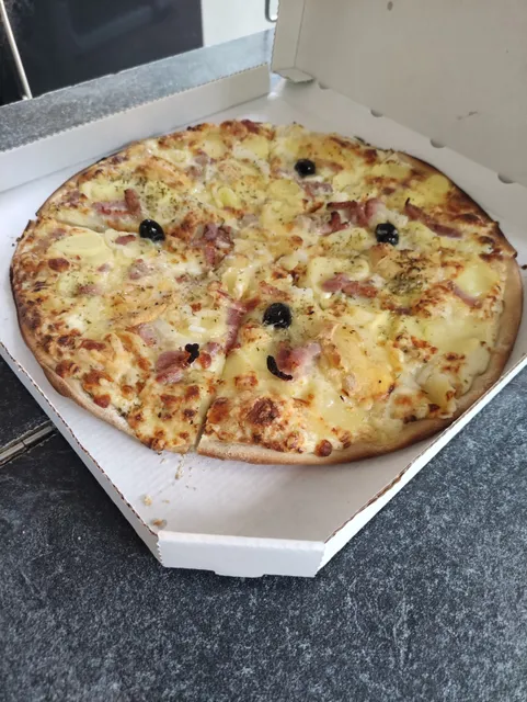 ce soir pizza ( FRANCE )