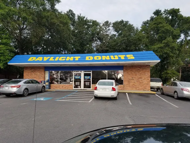 Daylight Donuts