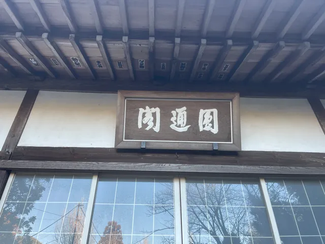 photo-1