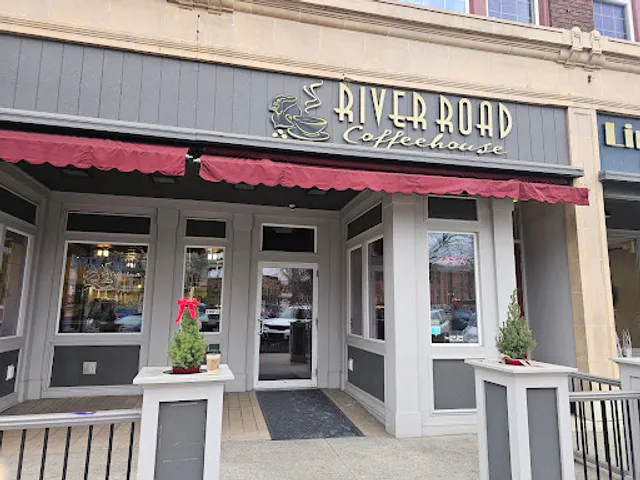River Road Coffeehouse - On the Square