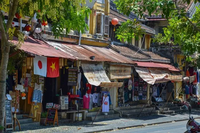 Hội An Night Market