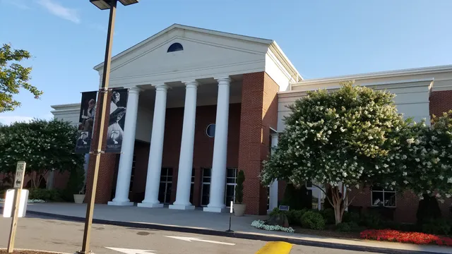 Thomas Road Baptist Church