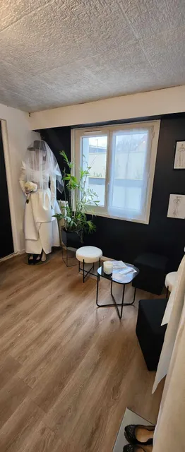 Alexandra Delom Styliste - Créatrice de Robe de Mariée et de Cérémonie sur Tours.