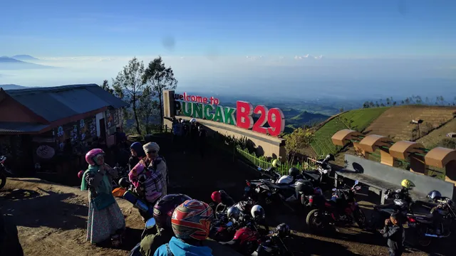 Puncak B29