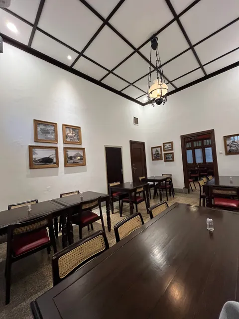 Dhin Aju Barung & Le Olle