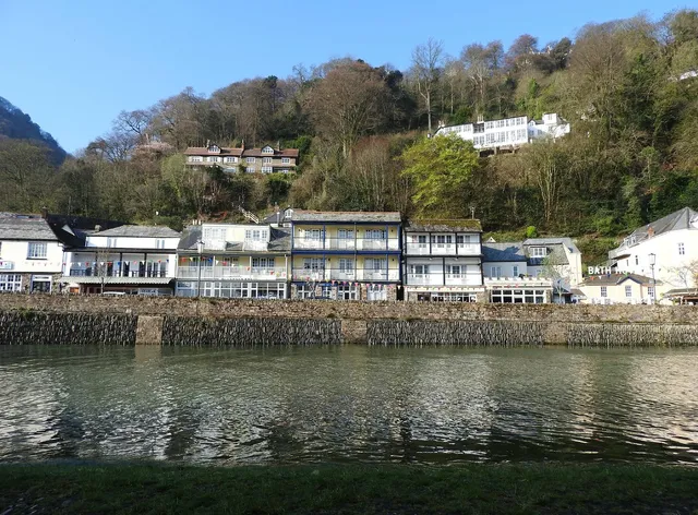 Riverside Cottage B&B