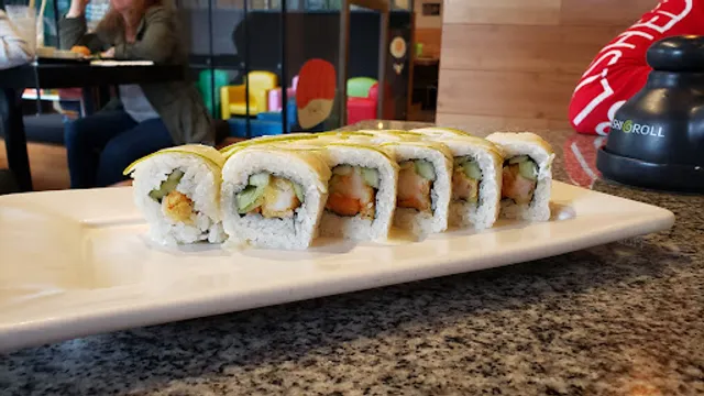 Sushi Roll Sama Center