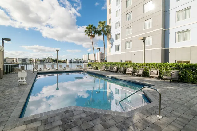 Homewood Suites by Hilton Miami-Airport/Blue Lagoon