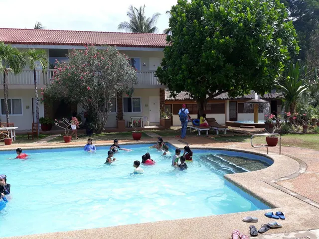 Happy Ripples Beach Resort