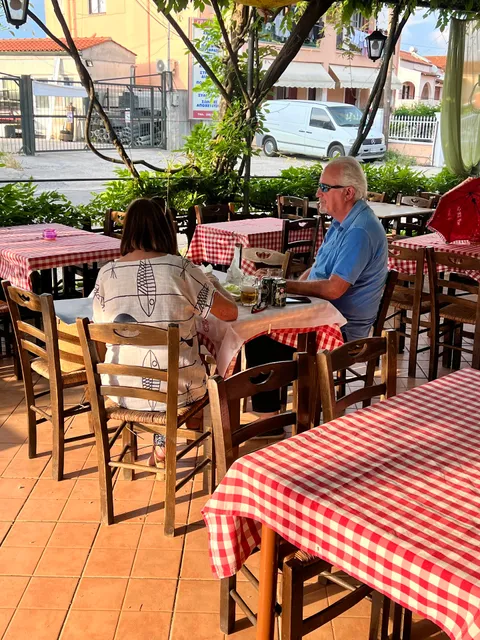 Zaytoon Indian Restaurant