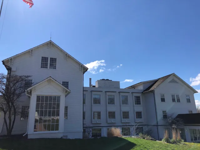 Nankin Mills Nature Center