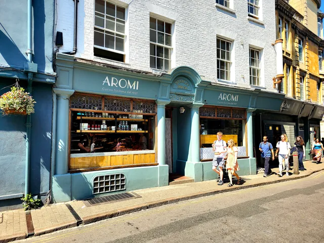 Aromi Caffe and Pizzeria