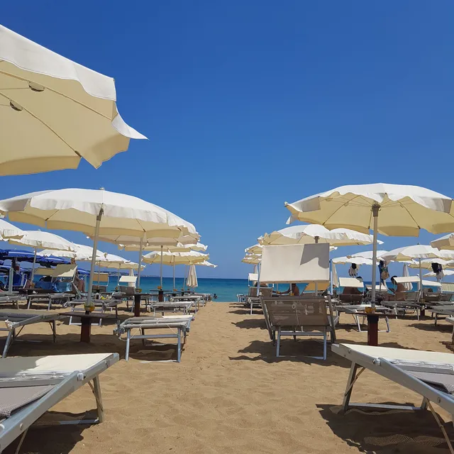 Lido Arenella - by Villa Babej