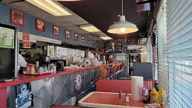 Greg's Breakfast Bar