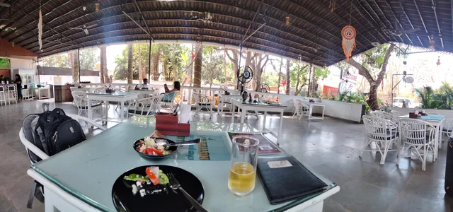 Charlie's Restaurant and Bar | Restaurant in Vagator