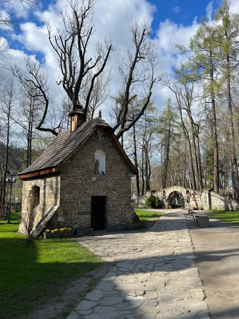 Kaplica Gąsieniców na Pęksowym Brzyzku, św. Andrzeja i św. Benedykta