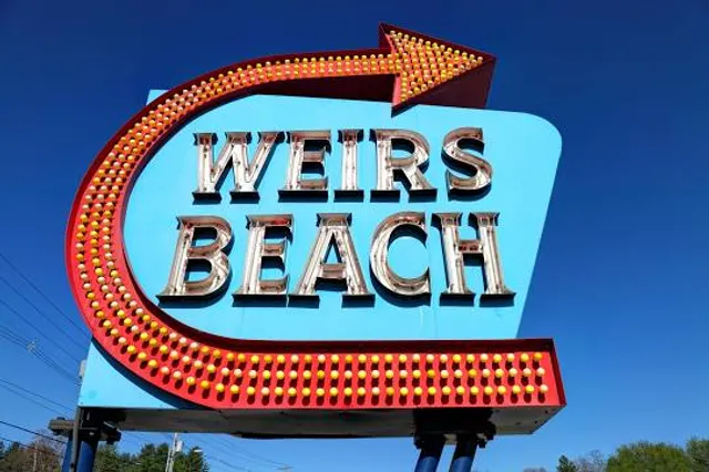 Weirs Beach Welcome Sign