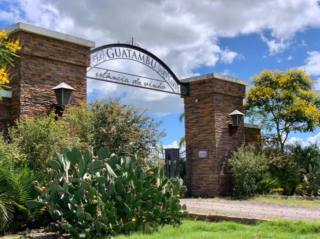 Winery Resort Guatambu Wine