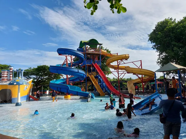 Grand Splash Water Park
