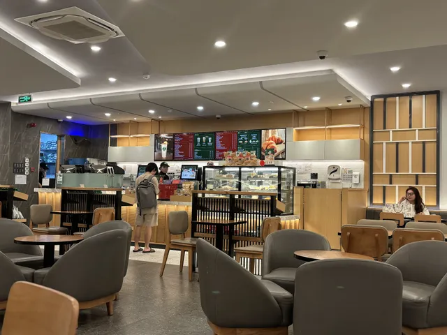 Phuc Long - Nguyễn Sơn