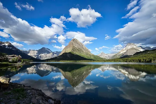 Swiftcurrent Lake