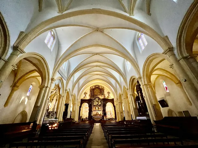 Église catholique Notre-Dame-du-Puy à Figeac