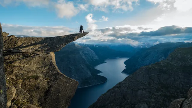 Trolltunga