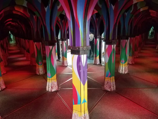 Monterey Mirror Maze and Laser Challenge