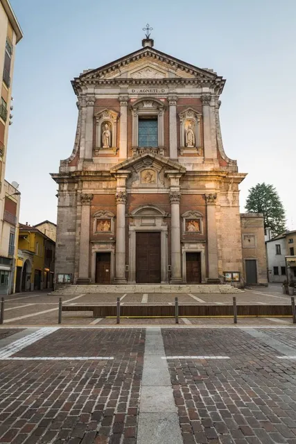 Madonna Della Ghianda