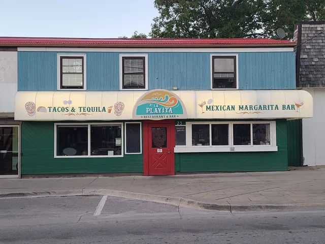 La Playita Restaurant & Bar