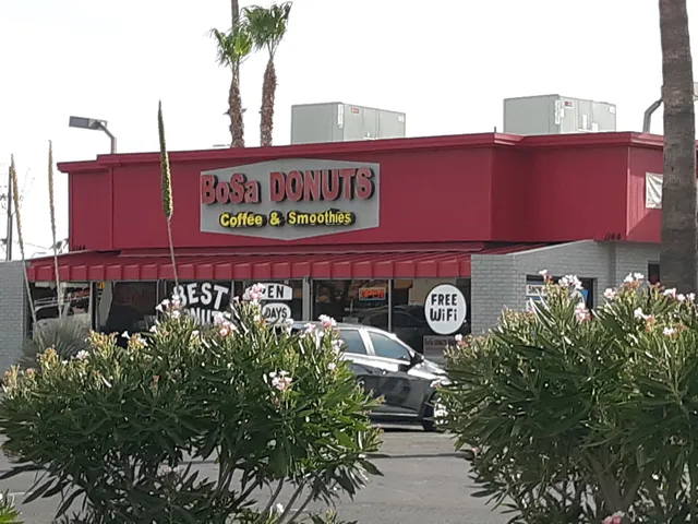 BoSa Donuts