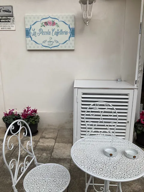 La Piccola Caffetteria