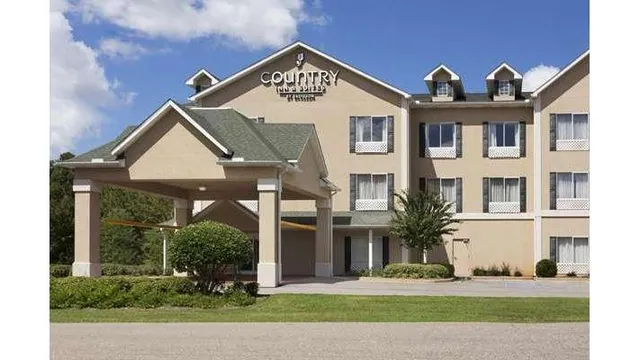 Country Inn & Suites by Radisson, Saraland, AL