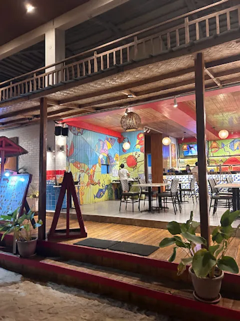 The Red Crab Alimango House