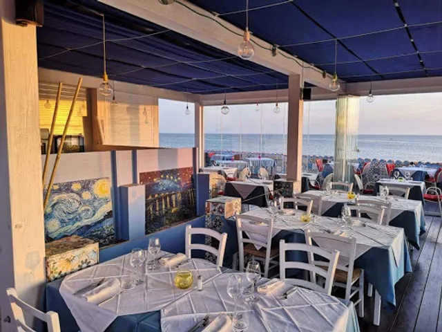 Ristorante di Pesce La Barcaccia cambia gestione