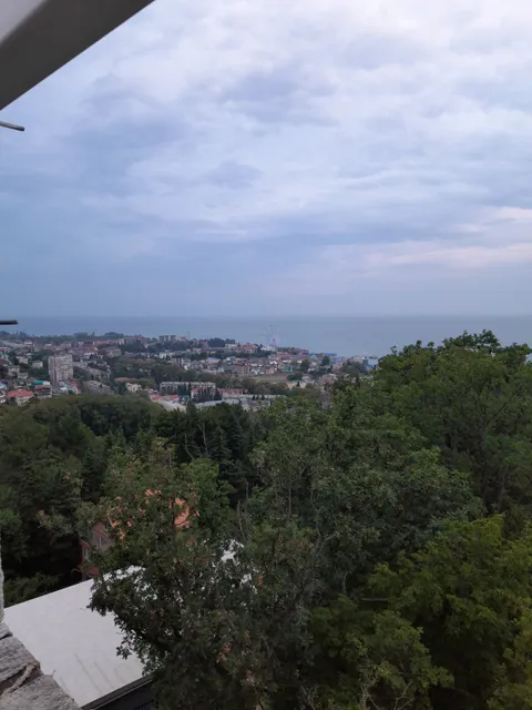 Lazarevskaya Smotrovaya Ploshchadka"Orlinoye Gnezdo"