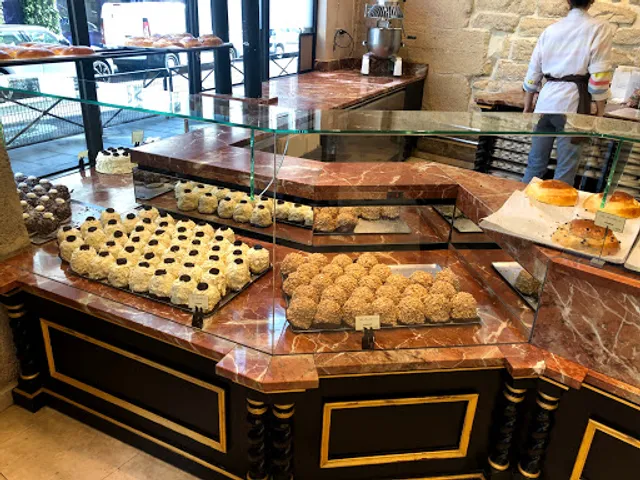 Aux Merveilleux de Fred