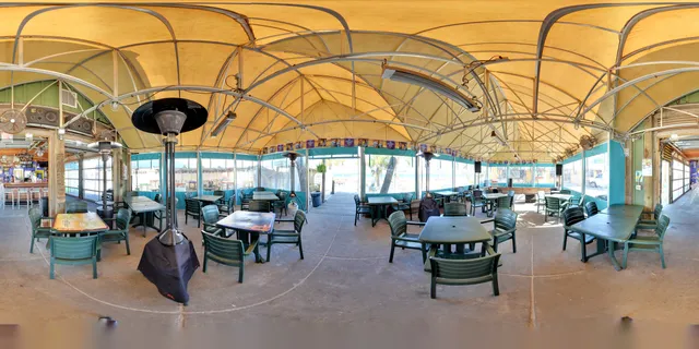 Paradise Bar & Grill